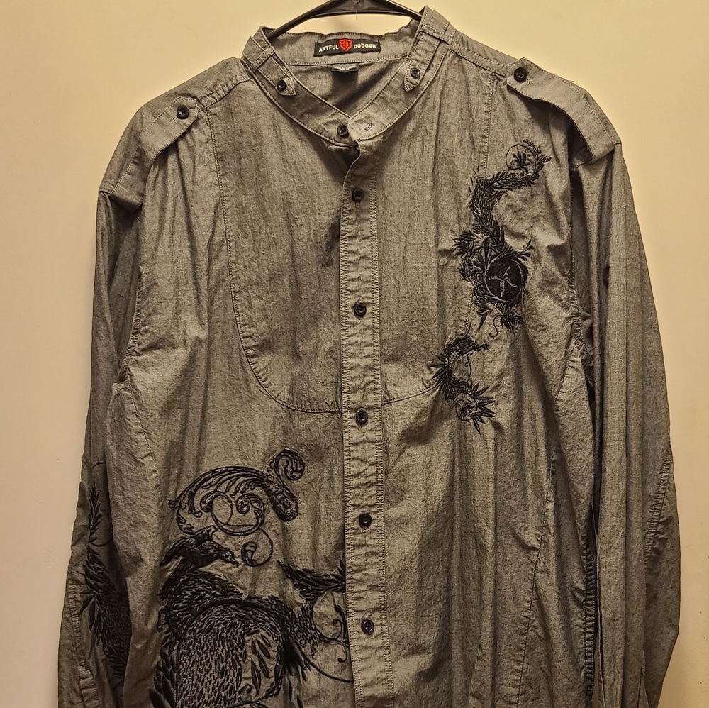 Artful dodger gray and black long sleeve shirt